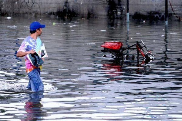 送钱宝 总台记者直击丨台风“韦帕”致菲律宾超85万人受灾 多地遭暴雨侵袭